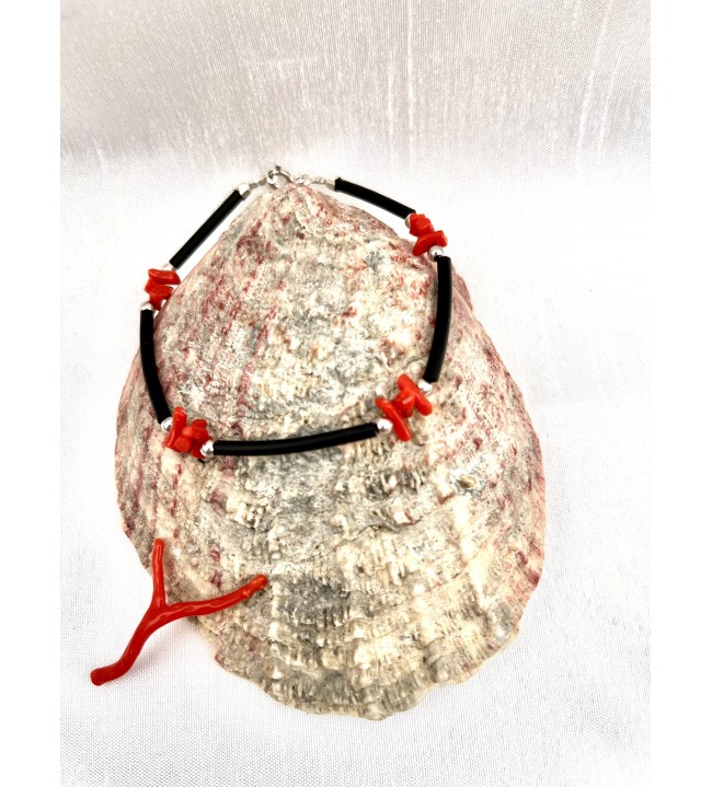 Bracelet corail rouge et caoutchouc